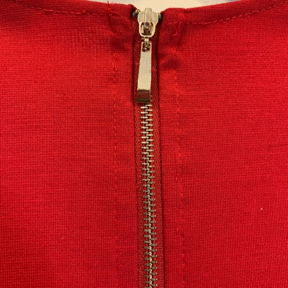 Redfox Limited Edition Dress – Size Small - Picture 4 of 7